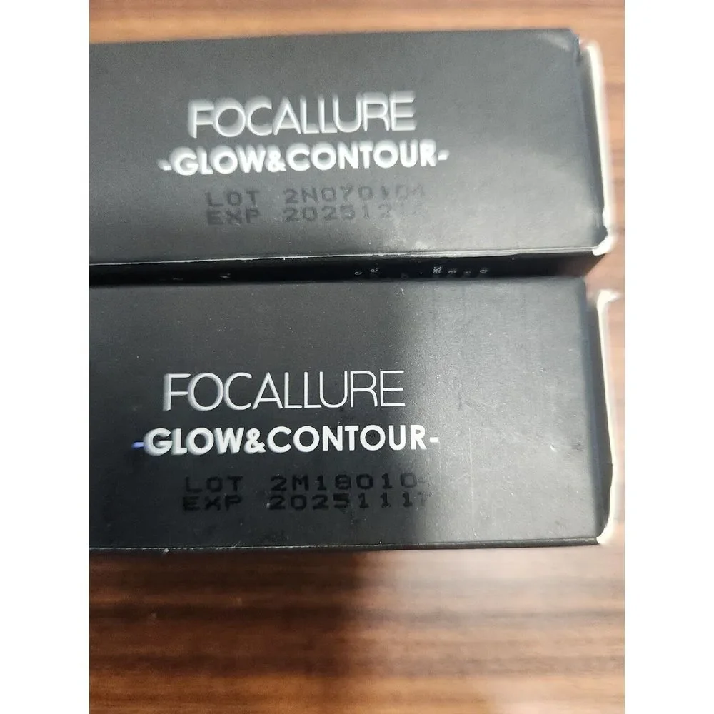 Cream contour. Face Sculpting ‎ Makeup. Awesome Contour and Highlighter set.